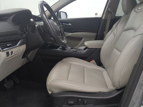 Used 2023 Cadillac XT4 Premium Luxury AWD/4WD image 17