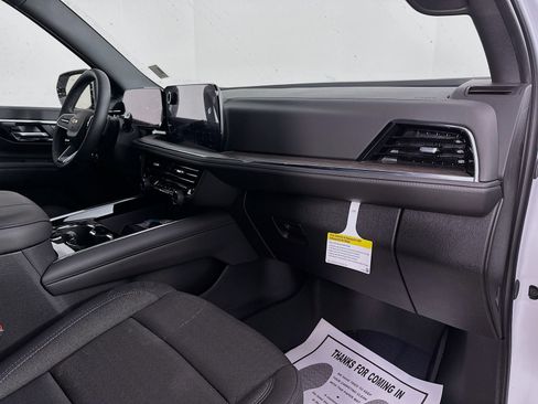 New 2026 Chevrolet Suburban LS AWD/4WD image 30