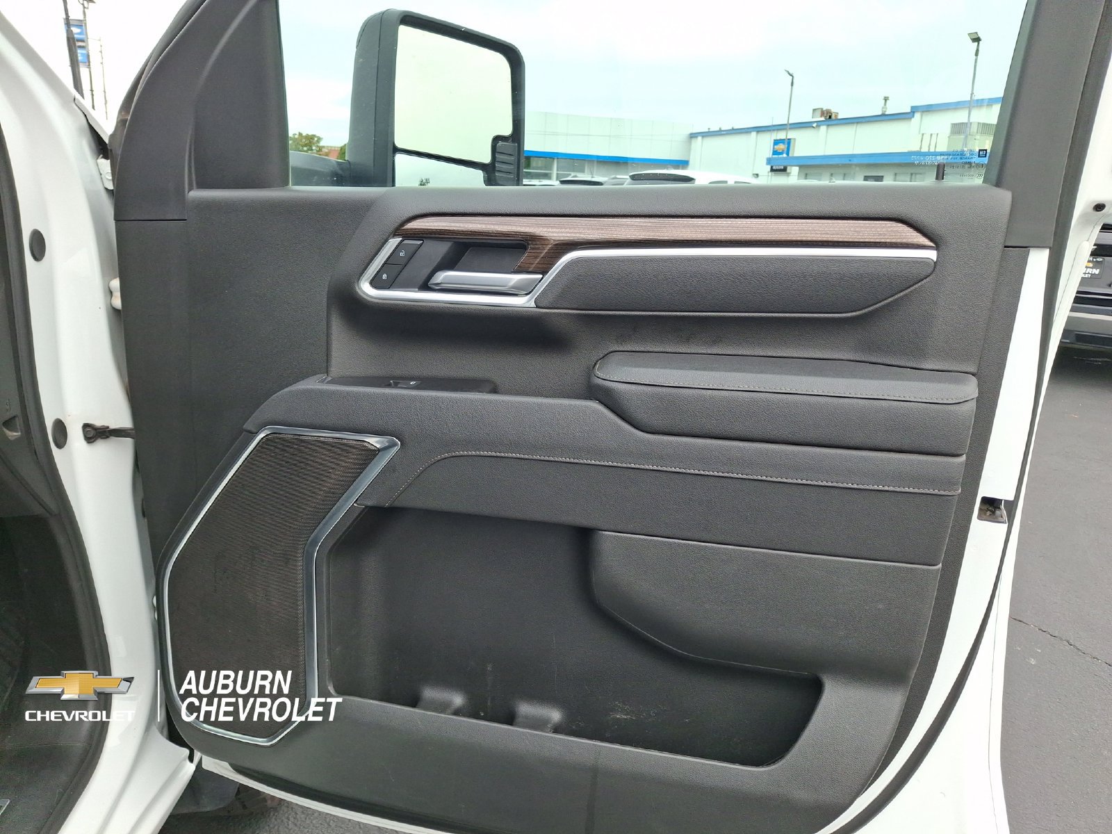 Certified 2025 Chevrolet Silverado 2500 LT w/ Convenience Package AWD/4WD image 21