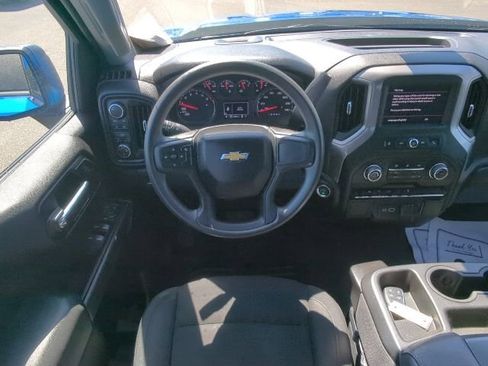Used 2024 Chevrolet Silverado 1500 Custom w/ Turbomax Blackout Package AWD/4WD image 7