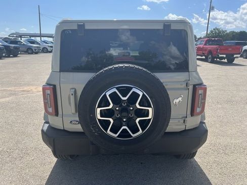 New 2025 Ford Bronco Outer Banks image 7