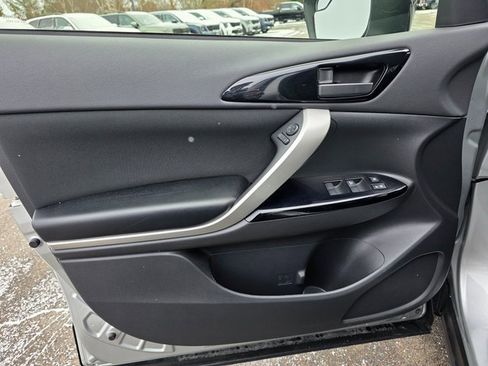 Used 2023 Mitsubishi Eclipse Cross LE image 23