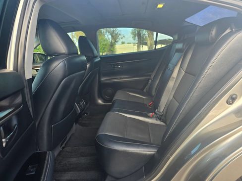 Used 2018 Lexus ES 350 w/ Navigation System Package FWD image 11