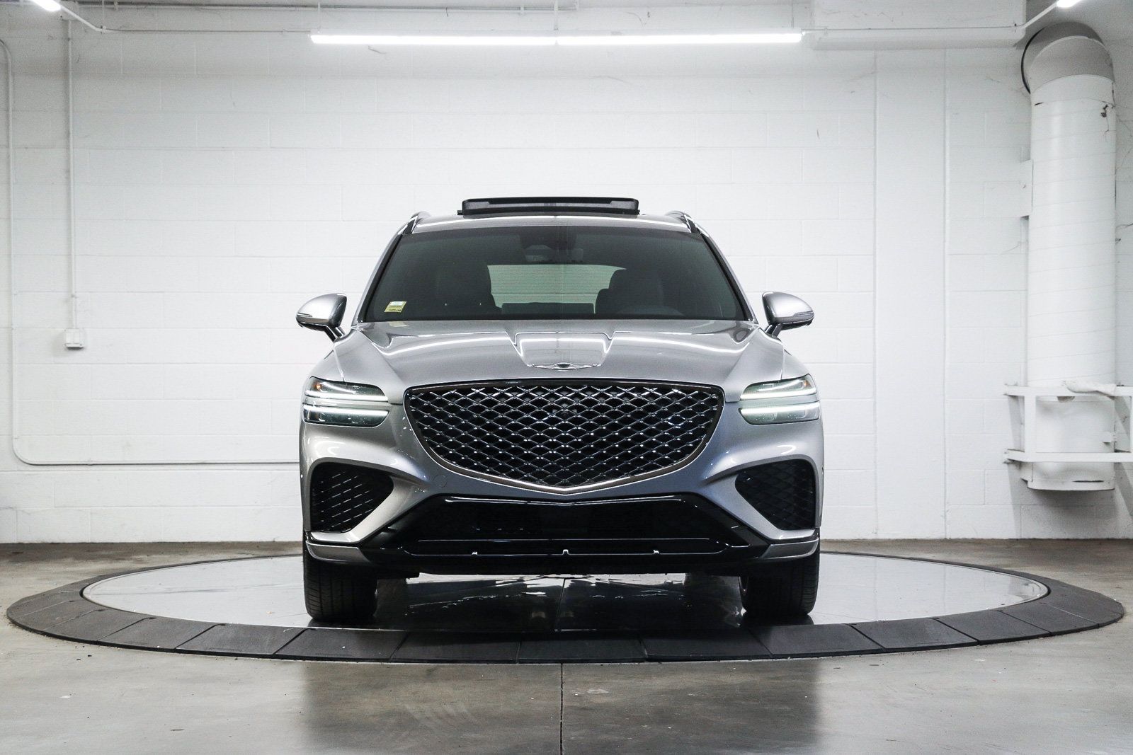 Used 2023 Genesis GV70 3.5T Sport w/ Sport Prestige Package AWD/4WD image 2