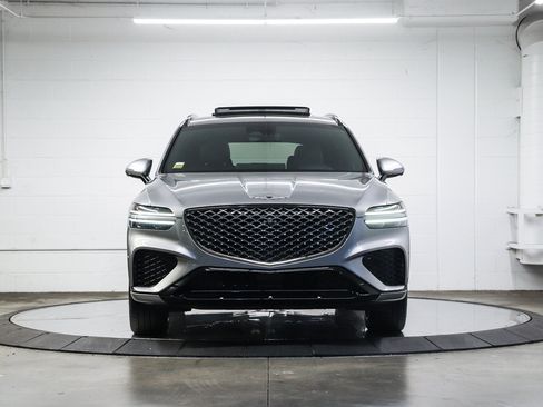 Used 2023 Genesis GV70 3.5T Sport w/ Sport Prestige Package AWD/4WD image 2