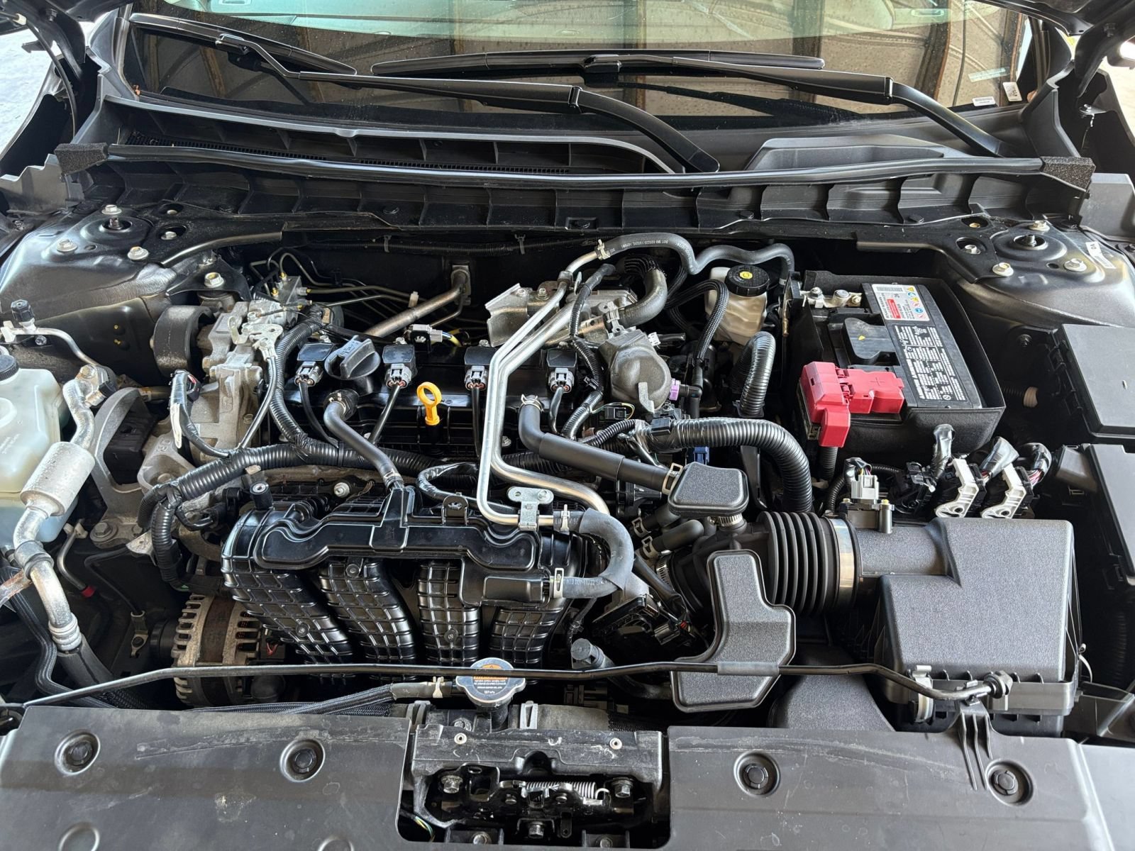 Used 2025 Nissan Altima 2.5 SV FWD image 31
