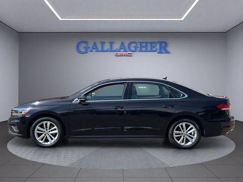 Used 2020 Volkswagen Passat 2.0T SE w/ Sunroof Package FWD image 9
