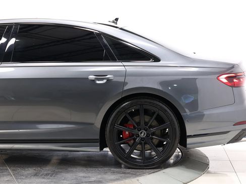 Used 2023 Audi S8 w/ S8 Comfort Plus Package AWD/4WD image 9