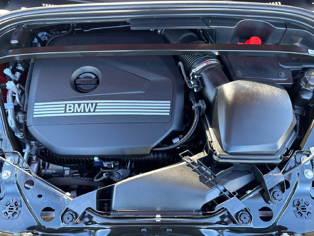 Used 2026 BMW X2 xDrive28i w/ Convenience Package AWD/4WD image 8