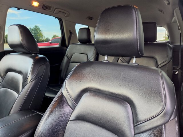 Used 2022 Nissan Pathfinder SL FWD image 10