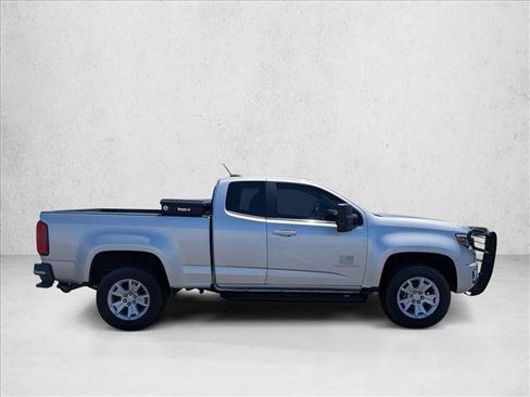 Used 2016 Chevrolet Colorado LT w/ LT Convenience Package RWD image 4