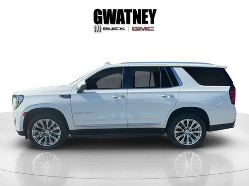 Used 2024 GMC Yukon Denali w/ LPO, Floor Liner Package AWD/4WD image 6