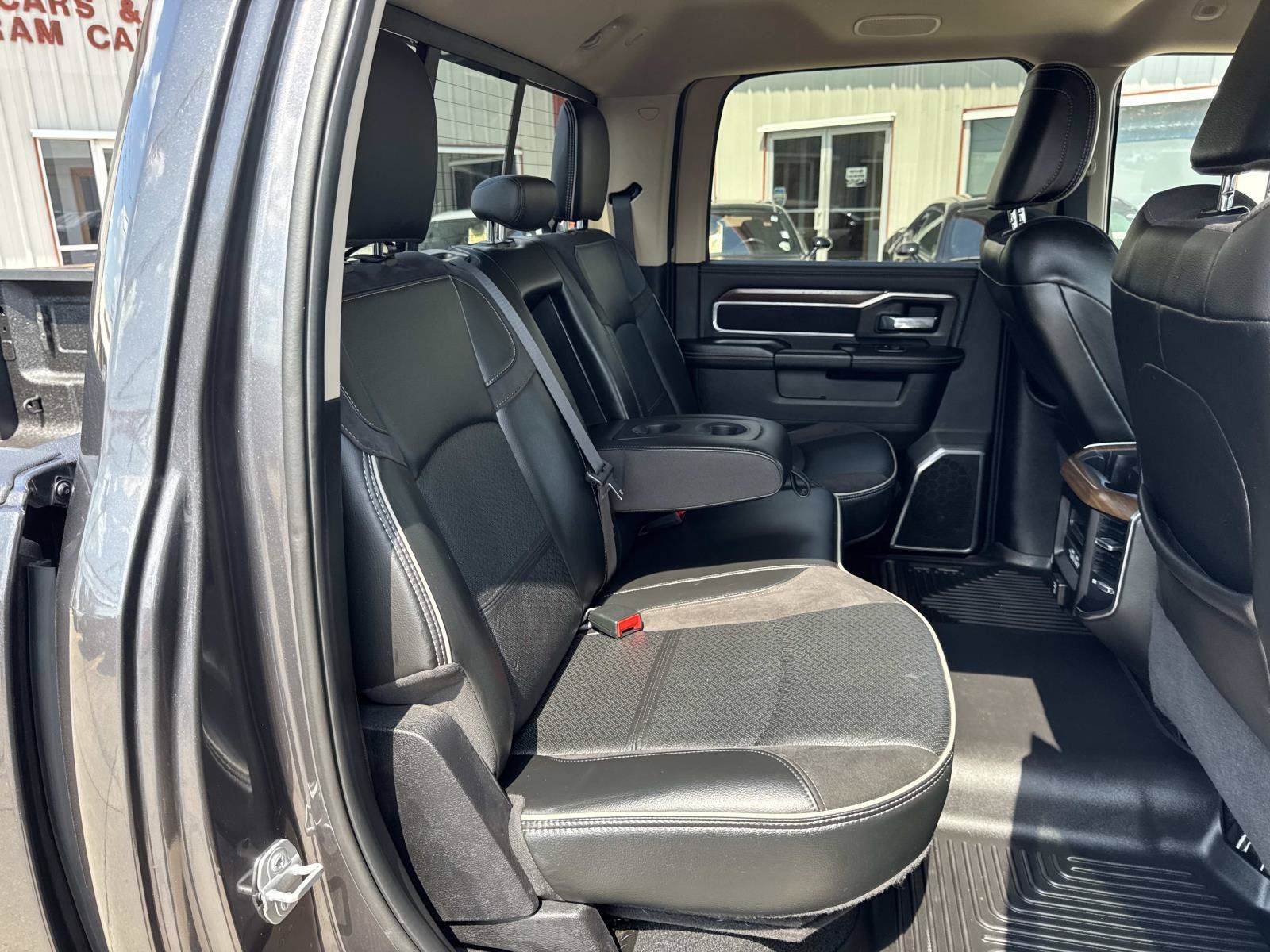 Used 2022 RAM 2500 Laramie w/ Protection Group AWD/4WD image 9