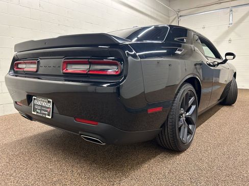 Used 2022 Dodge Challenger SXT w/ Blacktop Package RWD image 2