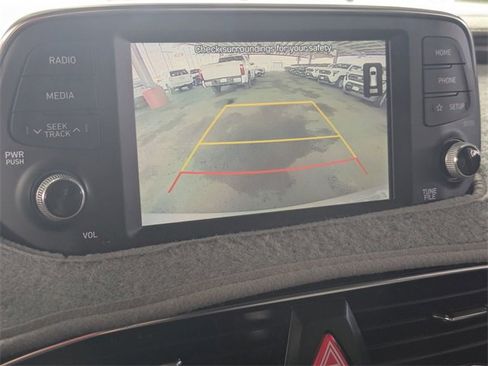 Used 2020 Hyundai Santa Fe SEL w/ Convenience + Premium Package image 20