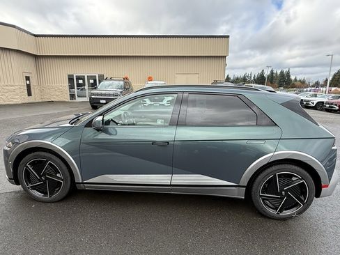 Used 2025 Hyundai Ioniq 5 Limited image 5
