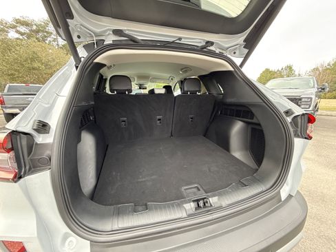 Used 2025 Ford Escape Platinum w/ Class II Trailer Tow Package image 25