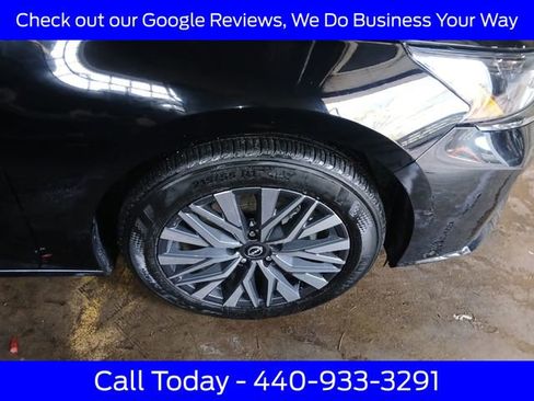 Used 2025 Nissan Altima 2.5 SV FWD image 13