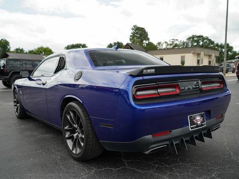 Used 2022 Dodge Challenger R/T Scat Pack RWD image 3
