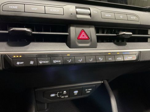 Used 2025 Kia K4 FWD image 21