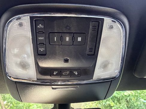 Used 2015 Dodge Durango R/T w/ Premium Nappa Leather Group AWD/4WD image 35