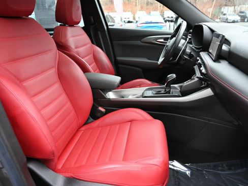 Used 2024 Dodge Hornet R/T Plus w/ Tech Pack Plus w/o Parking image 23