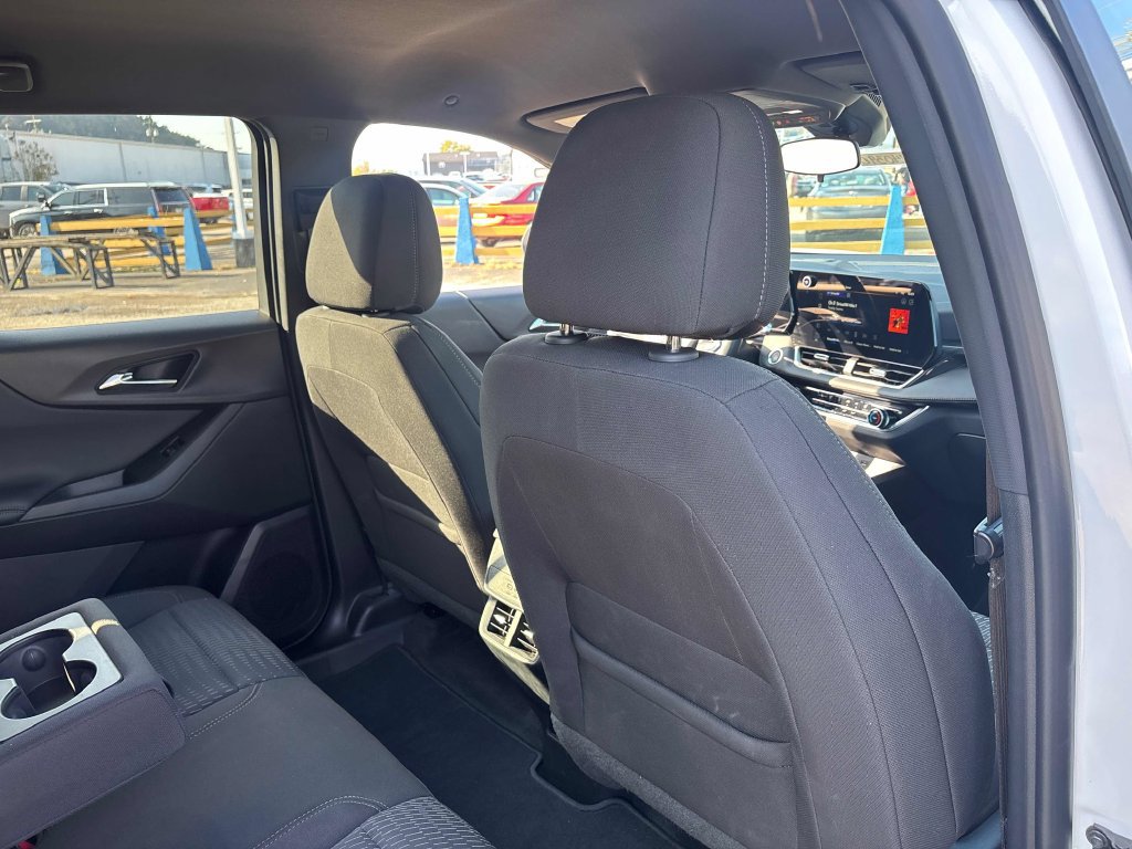 Used 2026 Chevrolet Equinox LT AWD/4WD image 26