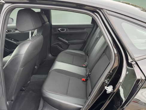 Used 2022 Honda Civic Sport image 10