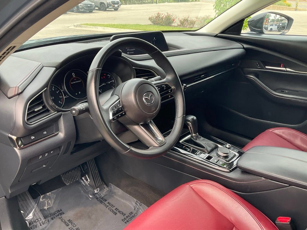 Used 2025 MAZDA CX-30 AWD 2.5 S w/ Preferred Package image 11
