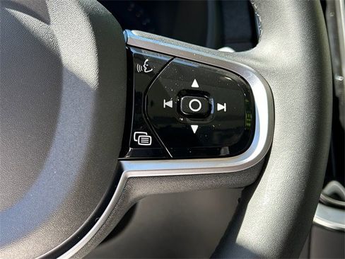 New 2026 Volvo XC90 B6 Ultra w/ Protection Package image 13