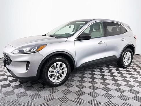 Used 2022 Ford Escape SE w/ Cold Weather Package AWD/4WD image 6