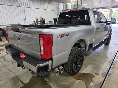 Used 2024 Ford F250 XLT AWD/4WD image 8