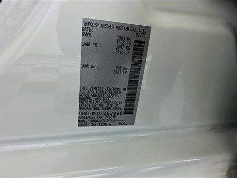 Used 2025 Nissan Altima 2.5 SV image 12