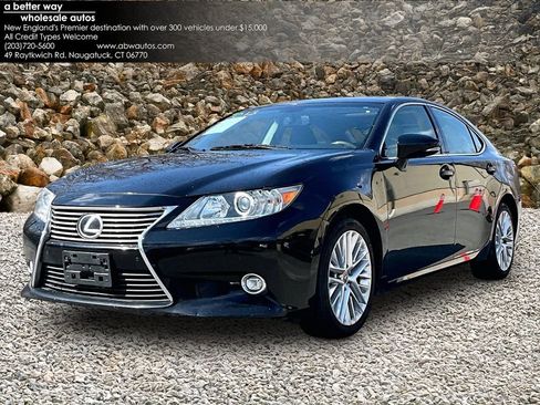 Used 2015 Lexus ES 350 w/ Ultra Luxury Package image 1
