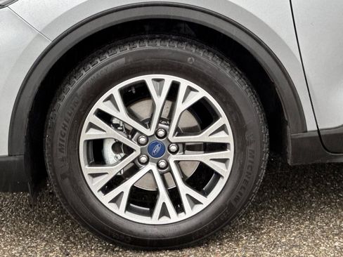 Certified 2022 Ford Escape SEL image 27