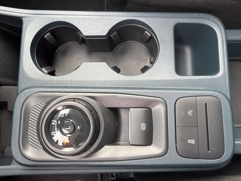 Used 2025 Ford Maverick Lariat w/ 4K Tow Package image 21