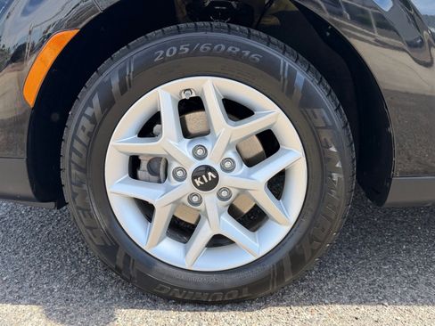 Used 2020 Kia Soul S image 9