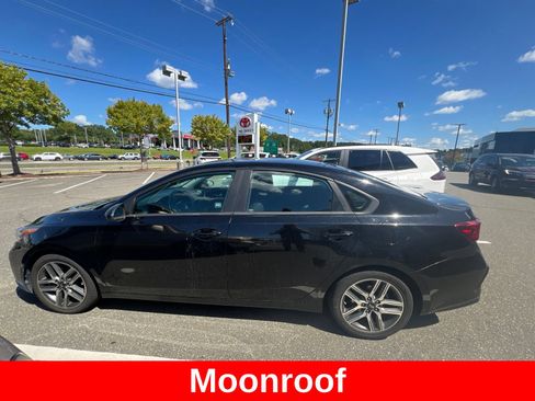 Used 2019 Kia Forte S w/ S Premium Package FWD image 4
