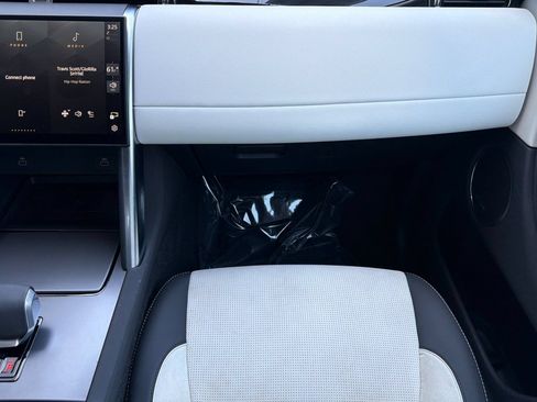 Certified 2025 Land Rover Discovery Sport S AWD/4WD image 31