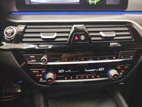 Certified 2023 BMW 540i w/ M Sport Package image 18