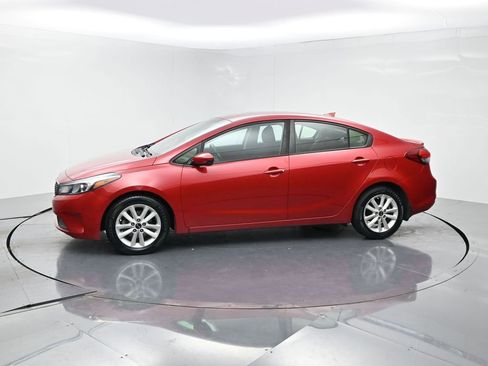 Used 2017 Kia Forte S FWD image 3