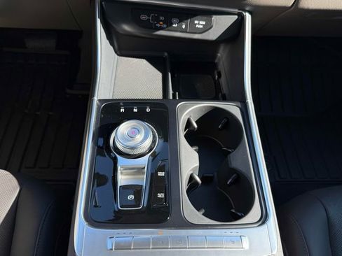 New 2026 Kia Carnival EX image 7