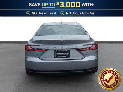 Used 2025 Toyota Camry LE FWD image 5