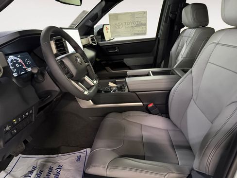 New 2026 Toyota Tundra Limited AWD/4WD image 11