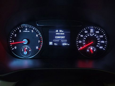 Used 2019 Kia Sorento FWD V6 image 23