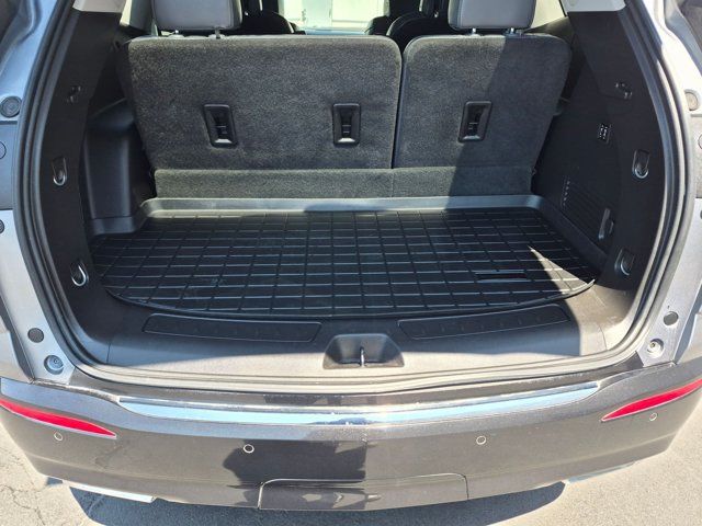 Used 2018 Buick Enclave Premium w/ Experience Buick Package FWD image 6