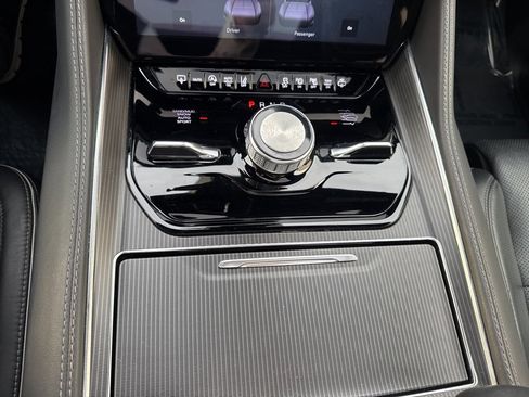 Used 2024 Jeep Grand Wagoneer L Series II w/ Quick Order Packagew 28T image 47