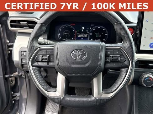 Used 2024 Toyota Tacoma TRD Off-Road AWD/4WD image 18