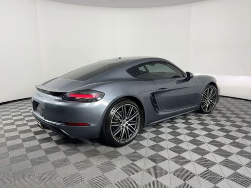Certified 2025 Porsche 718 Cayman image 9