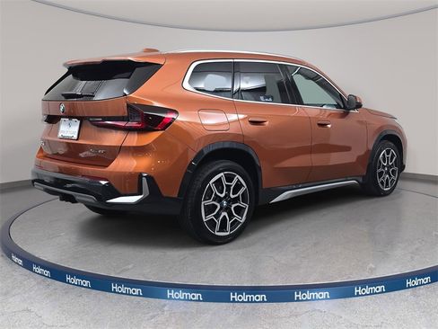Used 2025 BMW X1 xDrive28i w/ Technology Package image 6
